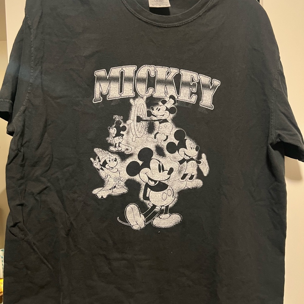 Black Vintage Graphic Short Sleeve Tee